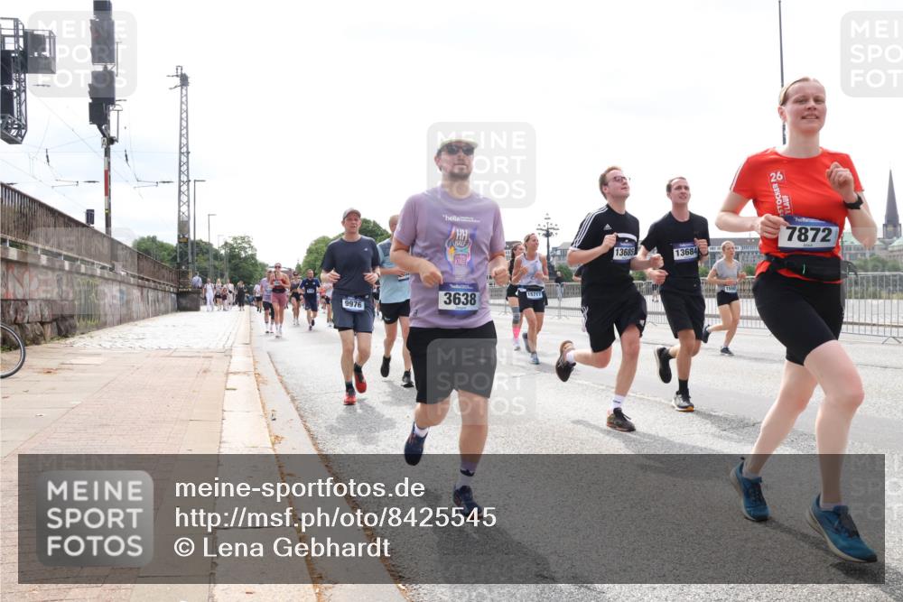 29.06.2025 - hella hamburg halbmarathon Lena Gebhardt http://msf.ph/oto/8425545 29.06.2025 10:43:24 Lombardsbrücke 3638, 15717, 9976, 13685, 13684, 1550, 26, 7872, 1023, 1149, 1155, 1310, 1400, 1467, 1788, 1816, 1878, 2103, 2158, 2267, 2361, 2450, 2971, 3074, 3238, 3329, 3390, 3518, 3638, 3764, 4056, 4177, 4302, 4367, 4680, 4866, 5067, 5214, 5268, 5370, 5610, 5720, 5755, 5967, 6012, 6096, 6226, 6440, 6931, 6971, 6973, 7043, 7197, 7461, 7504, 7872, 7926, 8135, 8184, 8233, 8408, 8435, 8504, 8795, 8991, 9072, 9304, 9639, 9641, 9644, 9831, 9976, 10083, 10180, 10200, 10202, 13049 meine-sportfotos.de