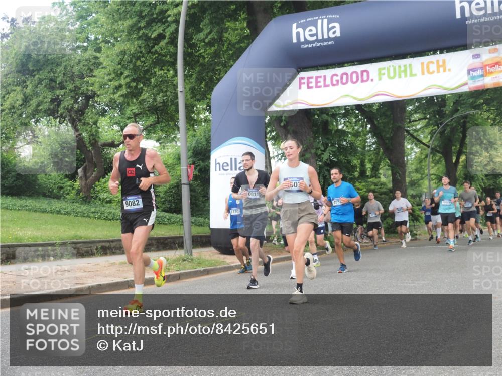 29.06.2025 - hella hamburg halbmarathon KatJ http://msf.ph/oto/8425651 29.06.2025 10:39:25 Zwischen KM18-KM19 2396, 3426, 4558, 4635, 5116, 5607, 6776, 7409 meine-sportfotos.de