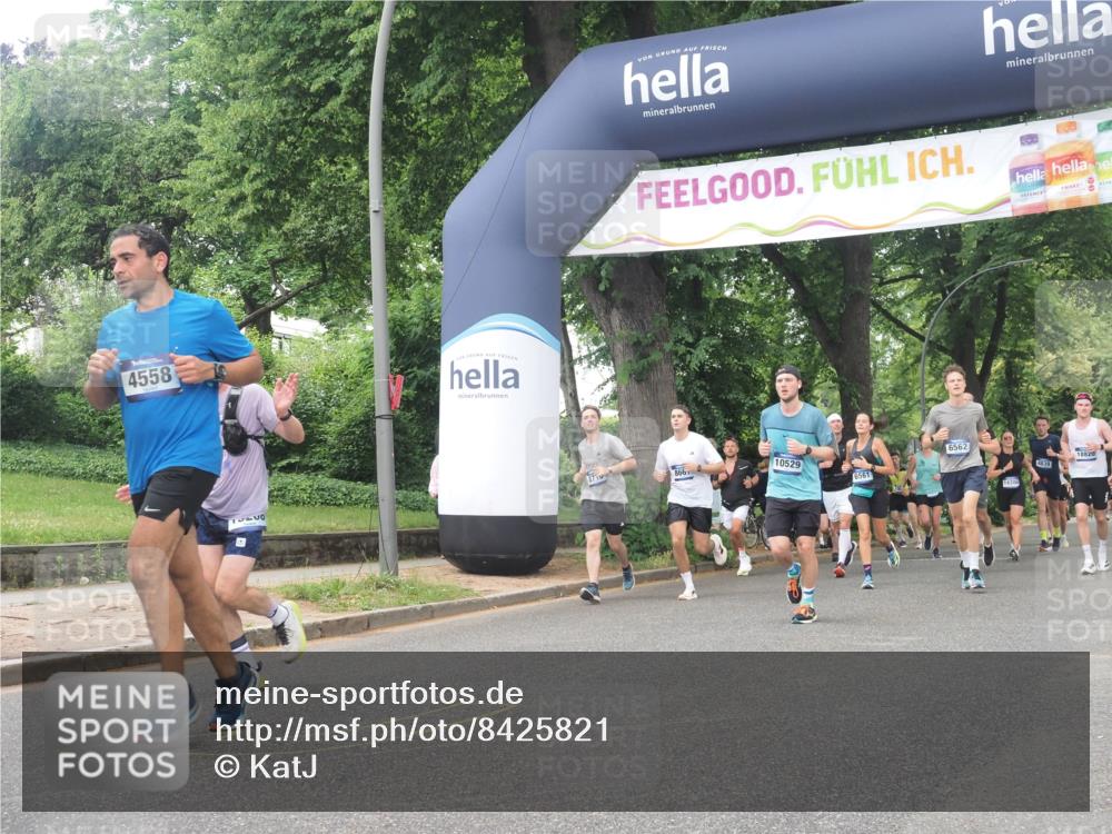 29.06.2025 - hella hamburg halbmarathon KatJ http://msf.ph/oto/8425821 29.06.2025 10:39:27 Zwischen KM18-KM19 2396, 3426, 4558, 4635, 5116, 5607, 6562, 6776, 8661, 8720 meine-sportfotos.de