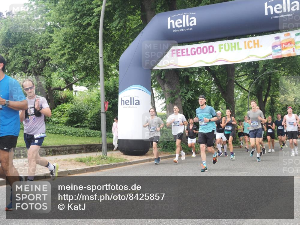 29.06.2025 - hella hamburg halbmarathon KatJ http://msf.ph/oto/8425857 29.06.2025 10:39:27 Zwischen KM18-KM19 2396, 3426, 4558, 4635, 5116, 5607, 6562, 6776, 8661, 8720 meine-sportfotos.de