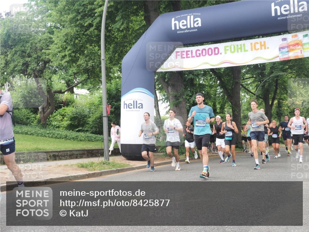 29.06.2025 - hella hamburg halbmarathon KatJ http://msf.ph/oto/8425877 29.06.2025 10:39:28 Zwischen KM18-KM19 2396, 3426, 4558, 4635, 5032, 5116, 5607, 6562, 6776, 7724, 8661, 8720 meine-sportfotos.de