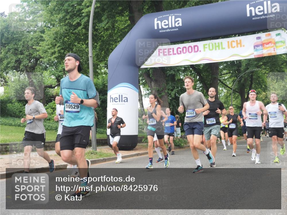 29.06.2025 - hella hamburg halbmarathon KatJ http://msf.ph/oto/8425976 29.06.2025 10:39:29 Zwischen KM18-KM19 2396, 3426, 4558, 4635, 4839, 5032, 5116, 5607, 6562, 7724, 8661, 8710, 8720 meine-sportfotos.de