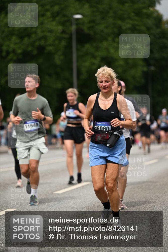 29.06.2025 - hella hamburg halbmarathon Dr. Thomas Lammeyer http://msf.ph/oto/8426141 29.06.2025 10:50:19 Kennedybrücke 1060, 1085, 1421, 1426, 1465, 1854, 2008, 2217, 2657, 2664, 2965, 3357, 3377, 4099, 4102, 4119, 4223, 4224, 4820, 5108, 5703, 5914, 6393, 6763, 6788, 6980, 7303, 7530, 7983, 10812, 11119, 11332, 11393 meine-sportfotos.de