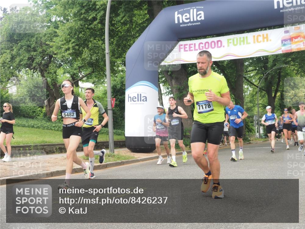 29.06.2025 - hella hamburg halbmarathon KatJ http://msf.ph/oto/8426237 29.06.2025 10:39:34 Zwischen KM18-KM19 2364, 4121, 4814, 4839, 5032, 5482, 6562, 6657, 7178, 7724, 7732, 8172, 8661, 8710, 8720 meine-sportfotos.de