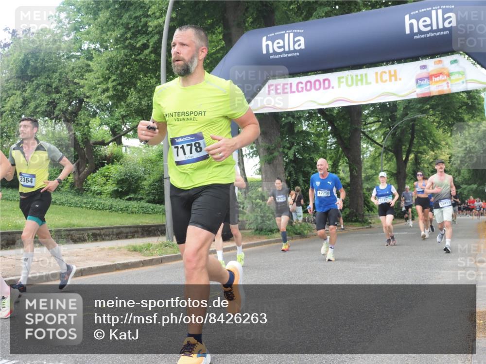 29.06.2025 - hella hamburg halbmarathon KatJ http://msf.ph/oto/8426263 29.06.2025 10:39:34 Zwischen KM18-KM19 2364, 4121, 4814, 4839, 5032, 5482, 6562, 6657, 7178, 7724, 7732, 8172, 8661, 8710, 8720 meine-sportfotos.de