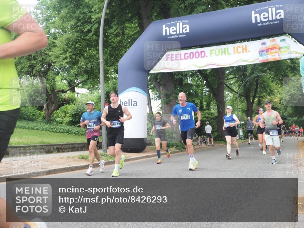 29.06.2025 - hella hamburg halbmarathon KatJ http://msf.ph/oto/8426293 29.06.2025 10:39:35 Zwischen KM18-KM19 1683, 2364, 4121, 4814, 4839, 5032, 5482, 6562, 6657, 7178, 7724, 7732, 8172, 8661, 8710 meine-sportfotos.de