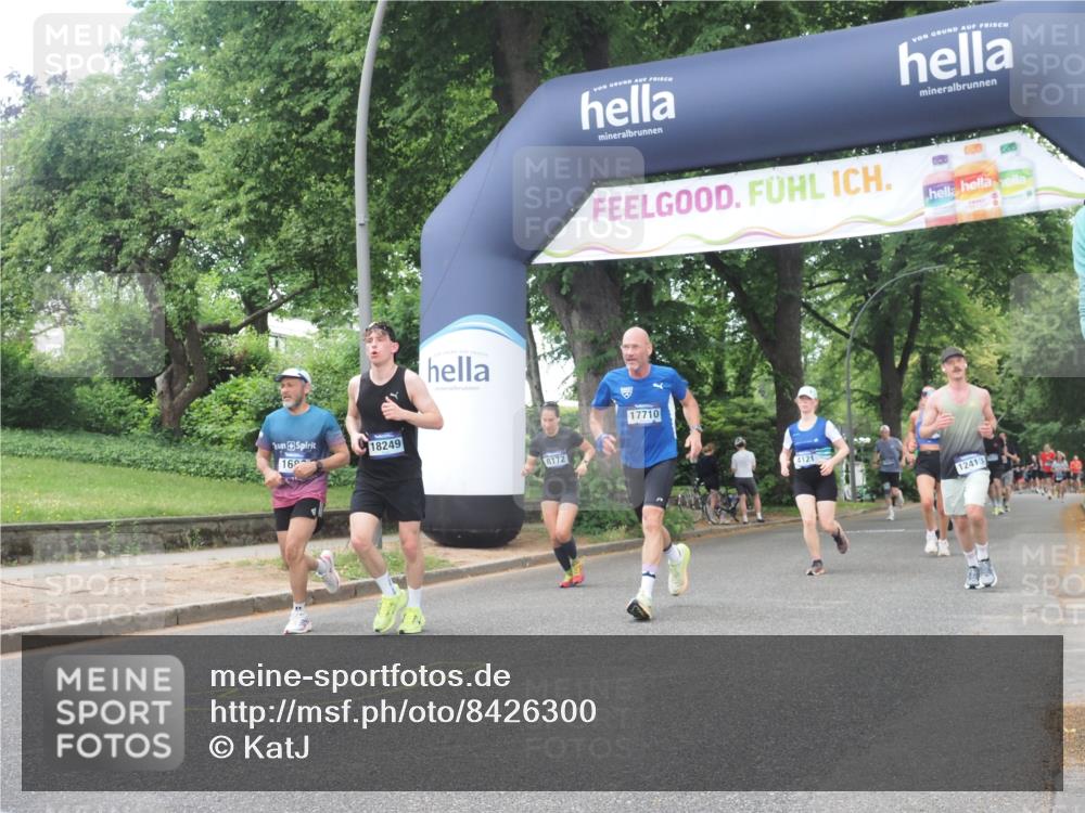 29.06.2025 - hella hamburg halbmarathon KatJ http://msf.ph/oto/8426300 29.06.2025 10:39:35 Zwischen KM18-KM19 1683, 2364, 4121, 4814, 4839, 5032, 5482, 6562, 6657, 7178, 7724, 7732, 8172, 8661, 8710 meine-sportfotos.de