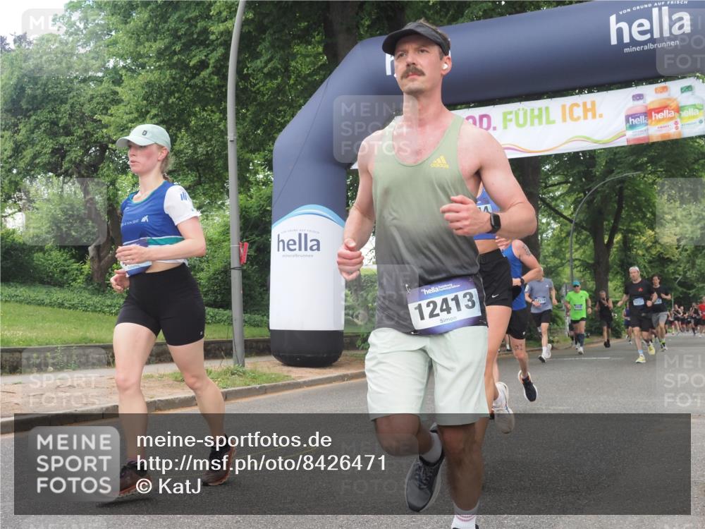 29.06.2025 - hella hamburg halbmarathon KatJ http://msf.ph/oto/8426471 29.06.2025 10:39:38 Zwischen KM18-KM19 1683, 2364, 4121, 4814, 5482, 6657, 7178, 7732, 8172 meine-sportfotos.de