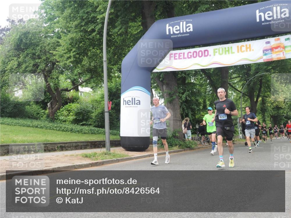 29.06.2025 - hella hamburg halbmarathon KatJ http://msf.ph/oto/8426564 29.06.2025 10:39:40 Zwischen KM18-KM19 1683, 4121, 7178, 8172 meine-sportfotos.de