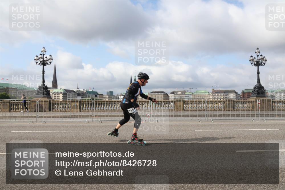 29.06.2025 - hella hamburg halbmarathon Lena Gebhardt http://msf.ph/oto/8426728 29.06.2025 08:58:59 Lombardsbrücke 115 meine-sportfotos.de