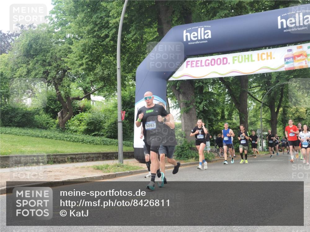 29.06.2025 - hella hamburg halbmarathon KatJ http://msf.ph/oto/8426811 29.06.2025 10:39:45 Zwischen KM18-KM19 2814, 5008, 5093, 6198, 7383 meine-sportfotos.de