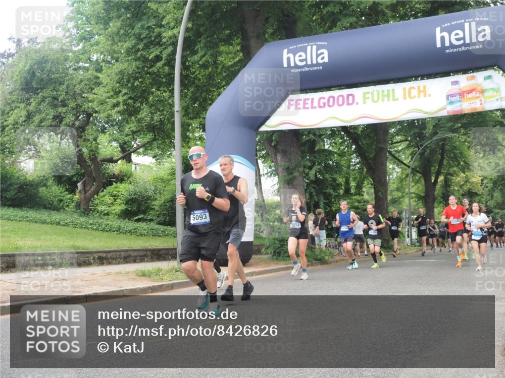 29.06.2025 - hella hamburg halbmarathon KatJ http://msf.ph/oto/8426826 29.06.2025 10:39:46 Zwischen KM18-KM19 2814, 5008, 5020, 5093, 6198, 7383 meine-sportfotos.de