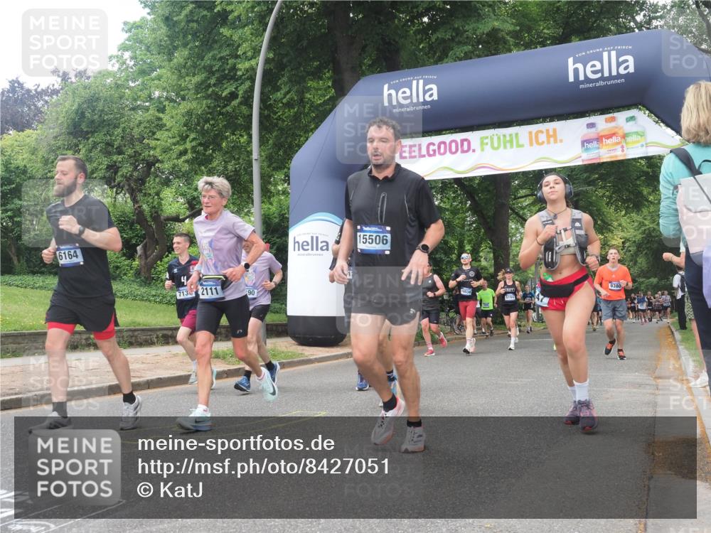 29.06.2025 - hella hamburg halbmarathon KatJ http://msf.ph/oto/8427051 29.06.2025 10:39:56 Zwischen KM18-KM19 1257, 1706, 2111, 2540, 2595, 4837, 5169, 6164, 6390, 7130, 7475, 7786, 8447 meine-sportfotos.de
