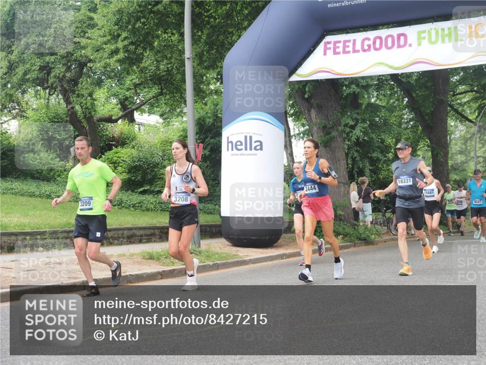 29.06.2025 - hella hamburg halbmarathon KatJ http://msf.ph/oto/8427215 29.06.2025 10:40:02 Zwischen KM18-KM19 1706, 2444, 3208, 3209, 5169, 5194, 6390, 7130, 7786, 8390, 8447 meine-sportfotos.de