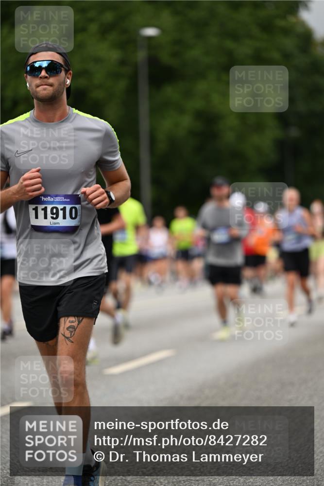 29.06.2025 - hella hamburg halbmarathon Dr. Thomas Lammeyer http://msf.ph/oto/8427282 29.06.2025 10:50:47 Kennedybrücke 1033, 1429, 1695, 1867, 1868, 1924, 1983, 2008, 2398, 2423, 2773, 2813, 2917, 3160, 3164, 3410, 4202, 4296, 4306, 4317, 4572, 5044, 5769, 5770, 6124, 6161, 6392, 8477, 8486, 9120, 9121, 9243, 9445, 10030, 10230, 10327, 10329, 10367, 11253, 11361 meine-sportfotos.de