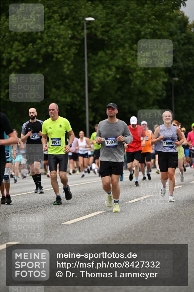 29.06.2025 - hella hamburg halbmarathon Dr. Thomas Lammeyer http://msf.ph/oto/8427332 29.06.2025 10:50:48 Kennedybrücke 1033, 1429, 1695, 1867, 1868, 1924, 1983, 2008, 2398, 2423, 2773, 2813, 2917, 3160, 3164, 3410, 4202, 4296, 4306, 4317, 4572, 5044, 5769, 5770, 6124, 6161, 6392, 8477, 8486, 9120, 9121, 9243, 9337, 9445, 10030, 10230, 10327, 10329, 10367, 11253, 11361 meine-sportfotos.de