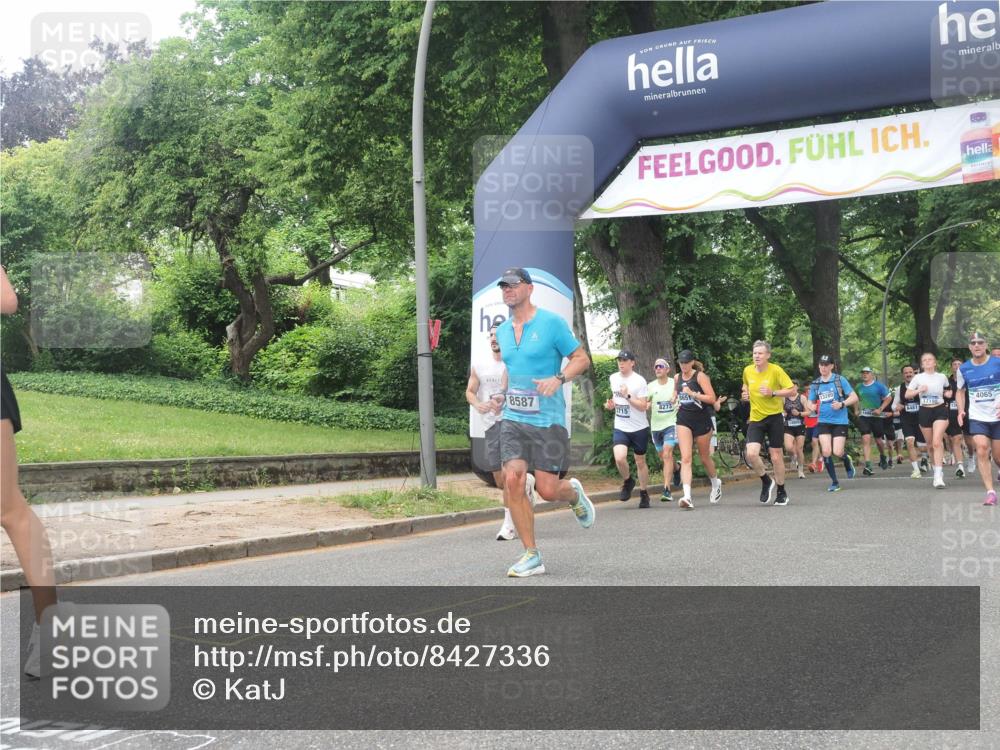 29.06.2025 - hella hamburg halbmarathon KatJ http://msf.ph/oto/8427336 29.06.2025 10:40:06 Zwischen KM18-KM19 2444, 3208, 3209, 4065, 8390, 8587 meine-sportfotos.de