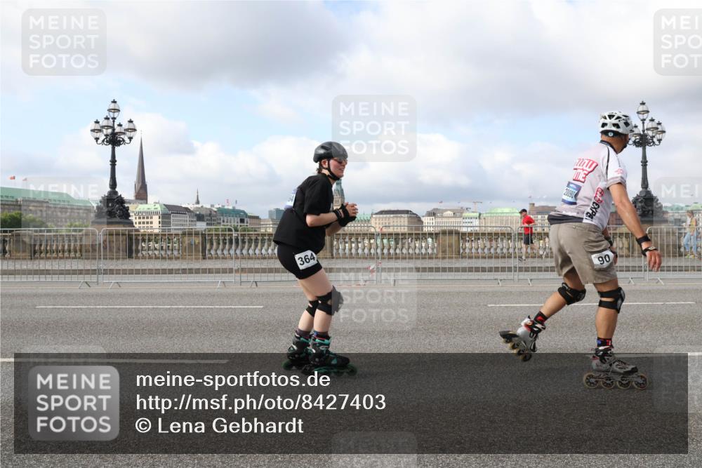 29.06.2025 - hella hamburg halbmarathon Lena Gebhardt http://msf.ph/oto/8427403 29.06.2025 08:59:12 Lombardsbrücke 364, 20090, 20030, 90 meine-sportfotos.de