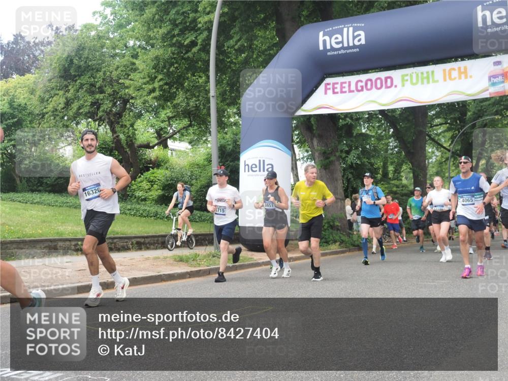 29.06.2025 - hella hamburg halbmarathon KatJ http://msf.ph/oto/8427404 29.06.2025 10:40:07 Zwischen KM18-KM19 2444, 3208, 3209, 3715, 4065, 5638, 8390, 8587, 8651 meine-sportfotos.de