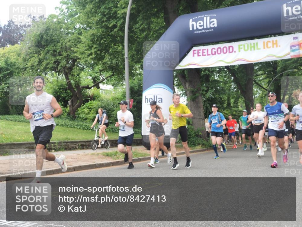 29.06.2025 - hella hamburg halbmarathon KatJ http://msf.ph/oto/8427413 29.06.2025 10:40:07 Zwischen KM18-KM19 2444, 3208, 3209, 3715, 4065, 5638, 8390, 8587, 8651 meine-sportfotos.de
