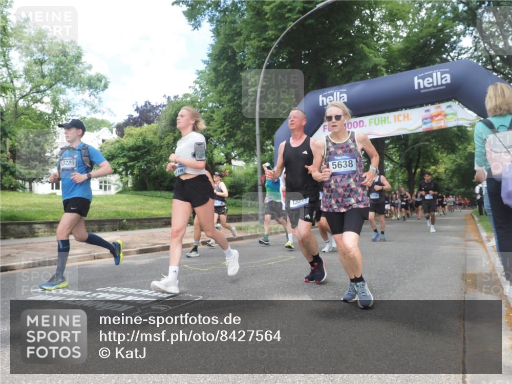 29.06.2025 - hella hamburg halbmarathon KatJ http://msf.ph/oto/8427564 29.06.2025 10:40:10 Zwischen KM18-KM19 2208, 3715, 4065, 5378, 5638, 6481, 7896, 8273, 8587, 8651 meine-sportfotos.de
