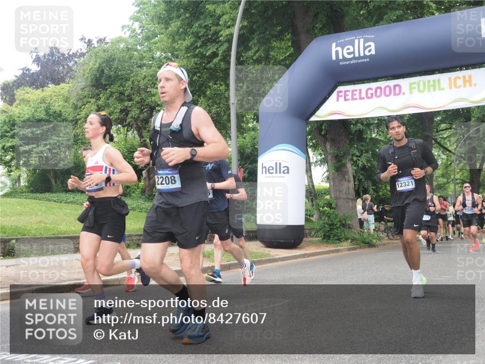 29.06.2025 - hella hamburg halbmarathon KatJ http://msf.ph/oto/8427607 29.06.2025 10:40:12 Zwischen KM18-KM19 2208, 3715, 4029, 4065, 5378, 5638, 6481, 7896, 8273, 8587, 8651 meine-sportfotos.de