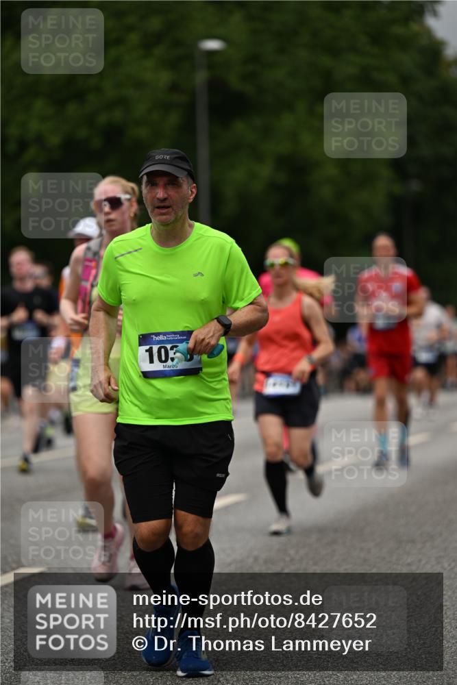 29.06.2025 - hella hamburg halbmarathon Dr. Thomas Lammeyer http://msf.ph/oto/8427652 29.06.2025 10:50:55 Kennedybrücke 1033, 1100, 1104, 1429, 1867, 1868, 1924, 2423, 2697, 2773, 2813, 2917, 3160, 3164, 3410, 3896, 4104, 4202, 4296, 4306, 4317, 4448, 4572, 5635, 5769, 5770, 5854, 5892, 6124, 6161, 6392, 6623, 8010, 8047, 8477, 8486, 8706, 9120, 9121, 9243, 9337, 9426, 9445, 9774, 9949, 10030, 10230, 10327, 10329, 11253, 11361, 11408 meine-sportfotos.de