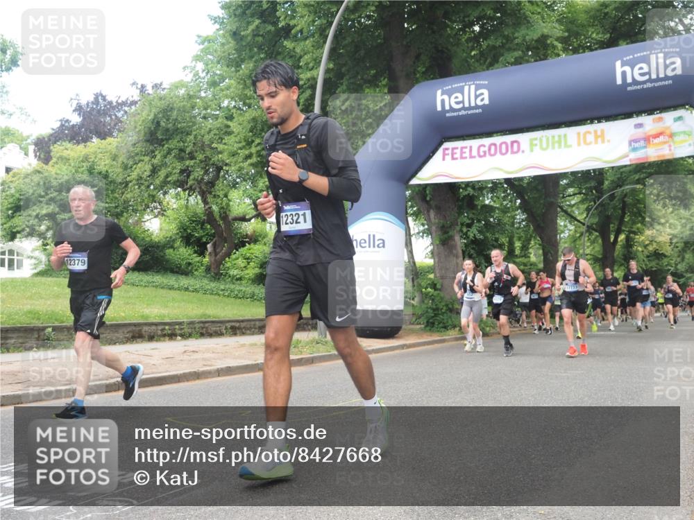 29.06.2025 - hella hamburg halbmarathon KatJ http://msf.ph/oto/8427668 29.06.2025 10:40:14 Zwischen KM18-KM19 1258, 2208, 3715, 3952, 4029, 4065, 5378, 5638, 6481, 7896, 8273, 8651 meine-sportfotos.de