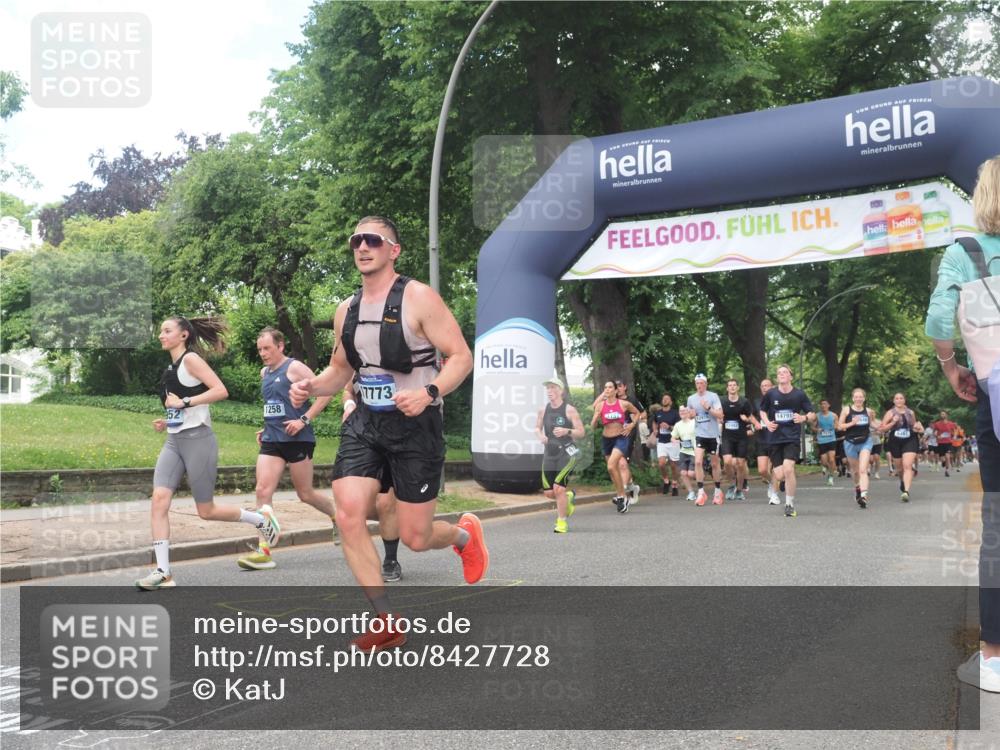 29.06.2025 - hella hamburg halbmarathon KatJ http://msf.ph/oto/8427728 29.06.2025 10:40:16 Zwischen KM18-KM19 1151, 1258, 2208, 3952, 4029, 5378, 5907, 6481, 7896, 8273 meine-sportfotos.de