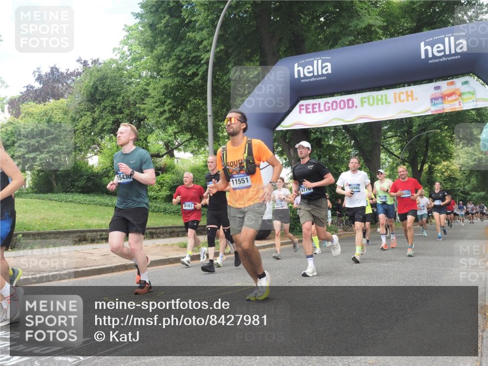 29.06.2025 - hella hamburg halbmarathon KatJ http://msf.ph/oto/8427981 29.06.2025 10:40:26 Zwischen KM18-KM19 1061, 1499, 1549, 2082, 4770, 6511, 6512, 6628, 6897, 7177, 7274 meine-sportfotos.de