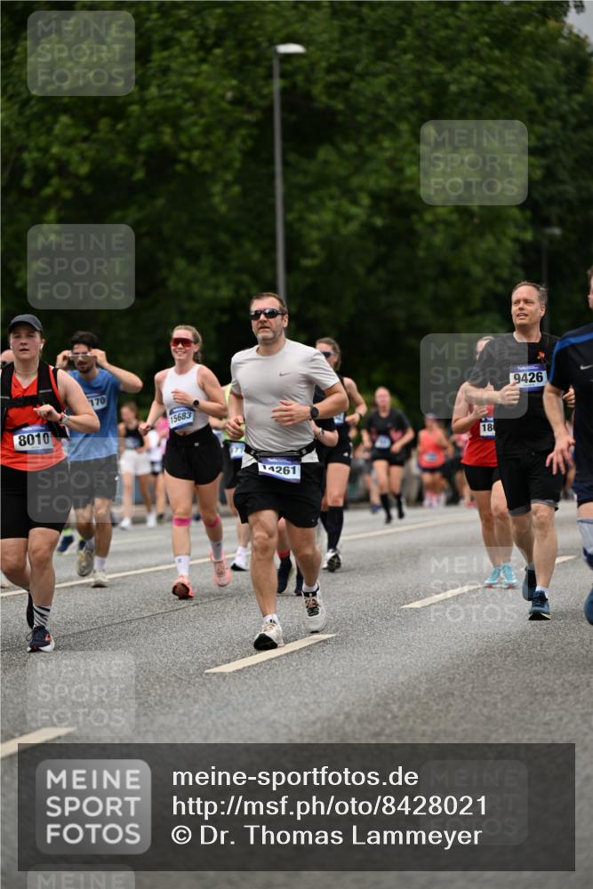 29.06.2025 - hella hamburg halbmarathon Dr. Thomas Lammeyer http://msf.ph/oto/8428021 29.06.2025 10:51:03 Kennedybrücke 1004, 1033, 1100, 1104, 1375, 1429, 1867, 1868, 1924, 1999, 2423, 2662, 2665, 2697, 2773, 2813, 3410, 3896, 4104, 4202, 4296, 4306, 4317, 4448, 4483, 4572, 5635, 5769, 5770, 5854, 5892, 6392, 6623, 7073, 7268, 7364, 7368, 7374, 8010, 8047, 8486, 8706, 9120, 9121, 9243, 9337, 9426, 9445, 9774, 9949, 10030, 10327, 10329, 11253, 11361, 11408 meine-sportfotos.de