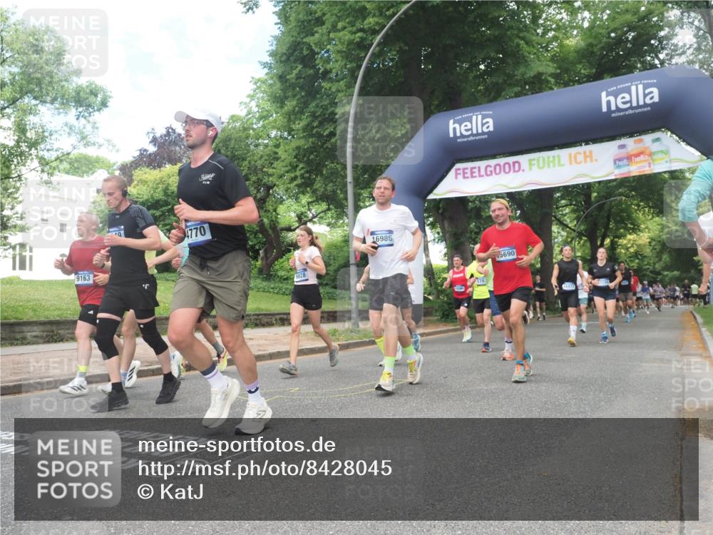 29.06.2025 - hella hamburg halbmarathon KatJ http://msf.ph/oto/8428045 29.06.2025 10:40:27 Zwischen KM18-KM19 1061, 1499, 1549, 2074, 2082, 4770, 6511, 6512, 6628, 6897, 7177, 7274 meine-sportfotos.de