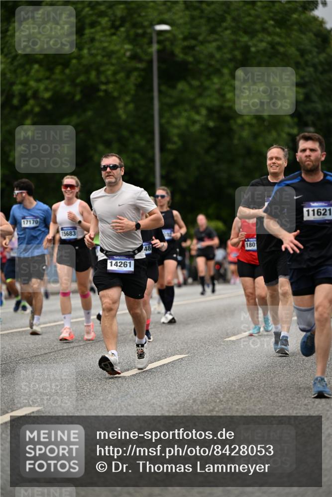 29.06.2025 - hella hamburg halbmarathon Dr. Thomas Lammeyer http://msf.ph/oto/8428053 29.06.2025 10:51:03 Kennedybrücke 1004, 1033, 1100, 1104, 1375, 1429, 1867, 1868, 1924, 1999, 2423, 2662, 2665, 2697, 2773, 2813, 3410, 3896, 4104, 4202, 4296, 4306, 4317, 4448, 4483, 4572, 5635, 5769, 5770, 5854, 5892, 6392, 6623, 7073, 7268, 7364, 7368, 7374, 8010, 8047, 8486, 8706, 9120, 9121, 9243, 9337, 9426, 9445, 9774, 9949, 10030, 10327, 10329, 11253, 11361, 11408 meine-sportfotos.de