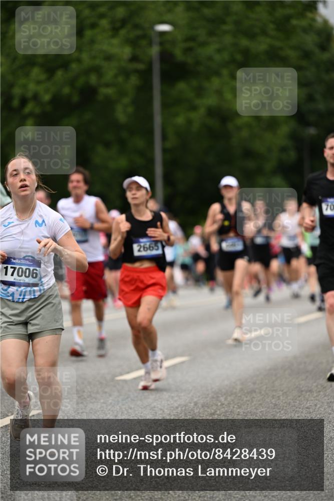 29.06.2025 - hella hamburg halbmarathon Dr. Thomas Lammeyer http://msf.ph/oto/8428439 29.06.2025 10:51:13 Kennedybrücke 1004, 1100, 1104, 1371, 1375, 1608, 1837, 1961, 1999, 2162, 2327, 2423, 2537, 2662, 2665, 2697, 3406, 3407, 3896, 4104, 4448, 4483, 5635, 5697, 5769, 5770, 5854, 5892, 6392, 6485, 6623, 6740, 7073, 7268, 7364, 7368, 7374, 7430, 7431, 8010, 8047, 8486, 8706, 8967, 9120, 9121, 9337, 9426, 9557, 9774, 9949, 10514, 10515, 10591, 11160, 11408 meine-sportfotos.de