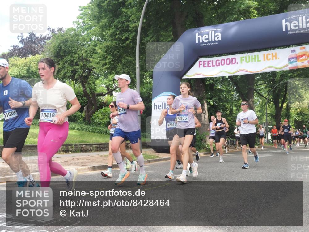 29.06.2025 - hella hamburg halbmarathon KatJ http://msf.ph/oto/8428464 29.06.2025 10:40:43 Zwischen KM18-KM19 1267, 3334, 5077, 6723, 7509, 7918, 8335 meine-sportfotos.de