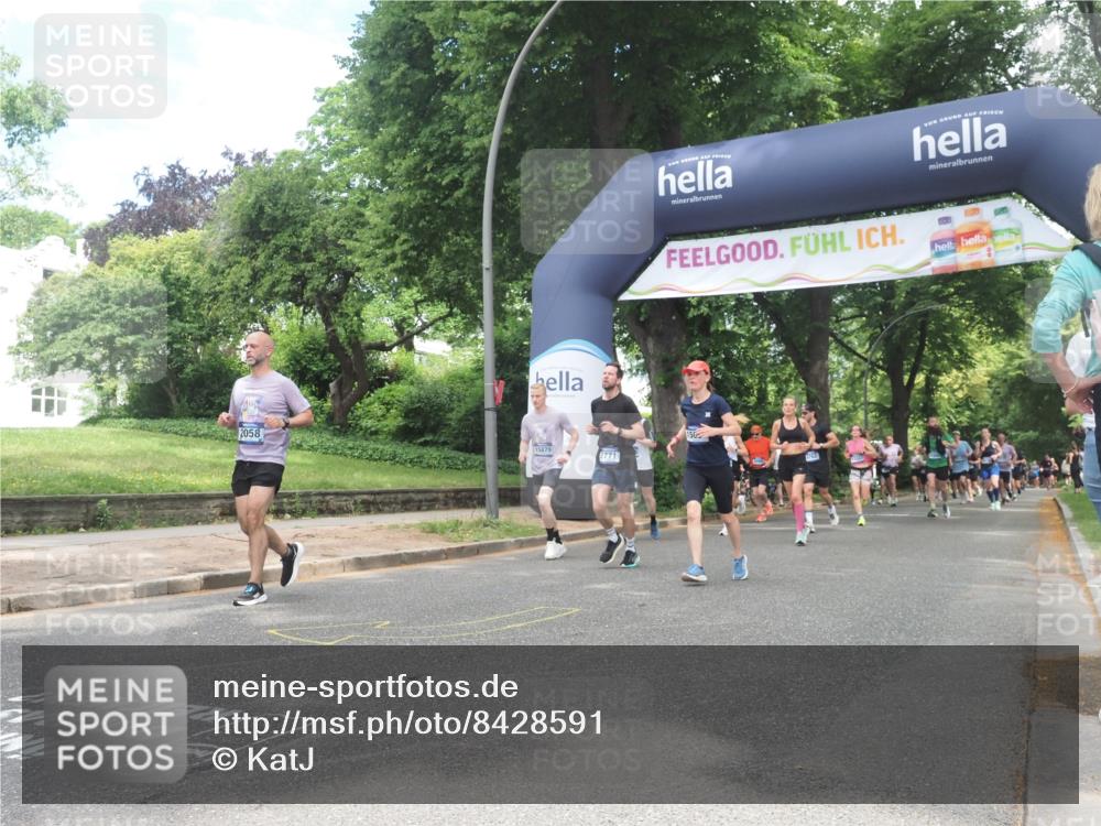 29.06.2025 - hella hamburg halbmarathon KatJ http://msf.ph/oto/8428591 29.06.2025 10:40:47 Zwischen KM18-KM19 1267, 2058, 2771, 5077, 7509, 8335 meine-sportfotos.de