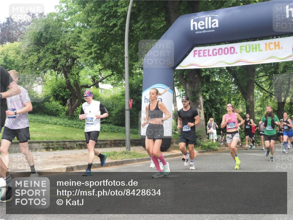29.06.2025 - hella hamburg halbmarathon KatJ http://msf.ph/oto/8428634 29.06.2025 10:40:48 Zwischen KM18-KM19 1267, 2058, 2771, 5077, 7509, 8335 meine-sportfotos.de