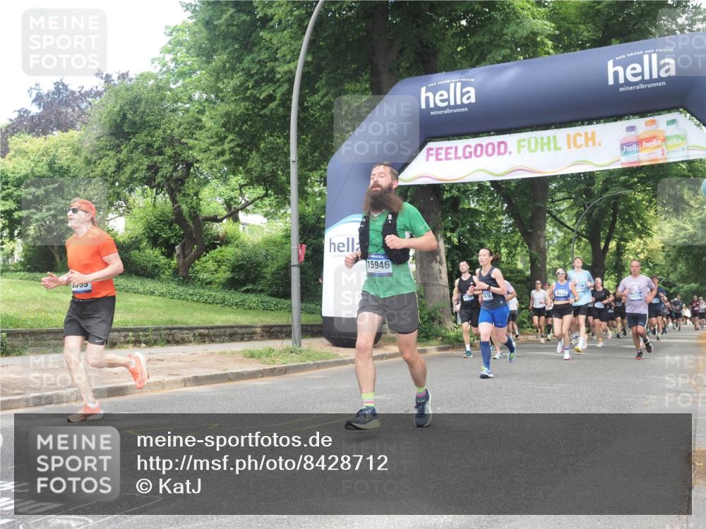 29.06.2025 - hella hamburg halbmarathon KatJ http://msf.ph/oto/8428712 29.06.2025 10:40:51 Zwischen KM18-KM19 2058, 2099, 2771, 6762, 7478 meine-sportfotos.de