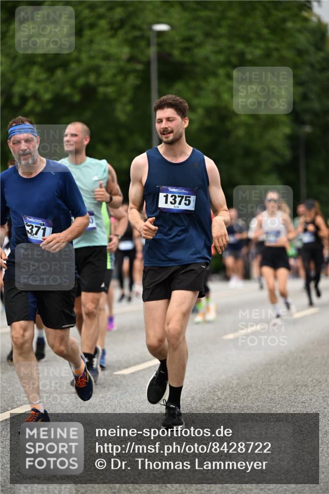 29.06.2025 - hella hamburg halbmarathon Dr. Thomas Lammeyer http://msf.ph/oto/8428722 29.06.2025 10:51:21 Kennedybrücke 1004, 1100, 1104, 1371, 1375, 1608, 1837, 1961, 1999, 2162, 2327, 2537, 2556, 2662, 2665, 2697, 3277, 3339, 3406, 3407, 3823, 3896, 4104, 4325, 4448, 4483, 5697, 5854, 5892, 6485, 6623, 6740, 6995, 7073, 7268, 7364, 7368, 7374, 7430, 7431, 7827, 7960, 8047, 8131, 8541, 8706, 8967, 9557, 9774, 9949, 10511, 10514, 10515, 10591, 11160, 11378, 11408 meine-sportfotos.de