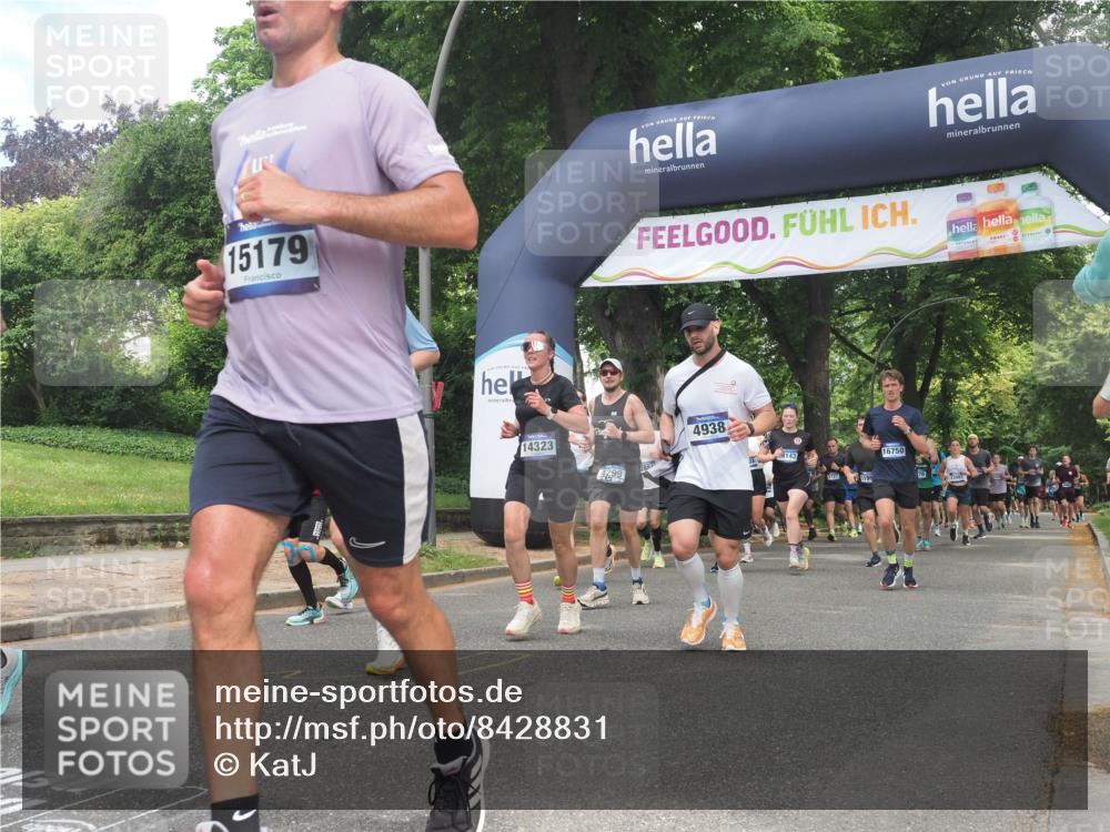 29.06.2025 - hella hamburg halbmarathon KatJ http://msf.ph/oto/8428831 29.06.2025 10:40:55 Zwischen KM18-KM19 1502, 2099, 2884, 3103, 3310, 4189, 4299, 4938, 6762, 6994, 7147, 7478 meine-sportfotos.de