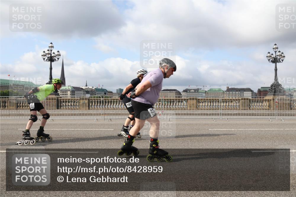 29.06.2025 - hella hamburg halbmarathon Lena Gebhardt http://msf.ph/oto/8428959 29.06.2025 08:59:39 Lombardsbrücke 161 meine-sportfotos.de