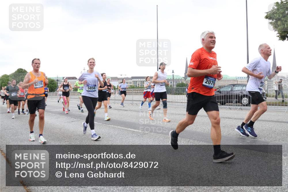29.06.2025 - hella hamburg halbmarathon Lena Gebhardt http://msf.ph/oto/8429072 29.06.2025 10:54:00 Lombardsbrücke 76141744, 6039, 9572, 168, 5856, 13316, 2079, 1017, 1263, 1687, 1744, 1753, 1762, 1779, 1789, 2079, 2372, 2429, 2600, 2761, 2854, 3055, 3079, 3187, 3188, 3249, 3465, 3467, 3557, 4323, 4595, 4685, 4801, 4838, 5157, 5430, 5514, 5804, 5817, 5856, 5857, 5898, 5964, 6039, 6192, 6273, 6306, 6468, 6583, 6913, 6987, 6988, 6996, 7039, 7498, 7537, 7611, 7614, 7874, 7890, 7946, 8867, 8924, 9077, 9138, 9203, 9503, 9531, 9572, 9771, 10207, 11390, 11785 meine-sportfotos.de