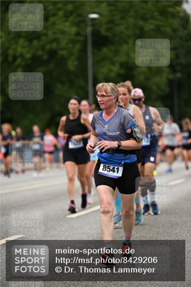 29.06.2025 - hella hamburg halbmarathon Dr. Thomas Lammeyer http://msf.ph/oto/8429206 29.06.2025 10:51:32 Kennedybrücke 1371, 1375, 1555, 1593, 1608, 1837, 1961, 2162, 2327, 2537, 2556, 2981, 3277, 3339, 3406, 3407, 3823, 4325, 4342, 5697, 5895, 6485, 6740, 6995, 7430, 7431, 7827, 7960, 8131, 8541, 8967, 9092, 9557, 9743, 10511, 10514, 10515, 10591, 11160, 11378 meine-sportfotos.de