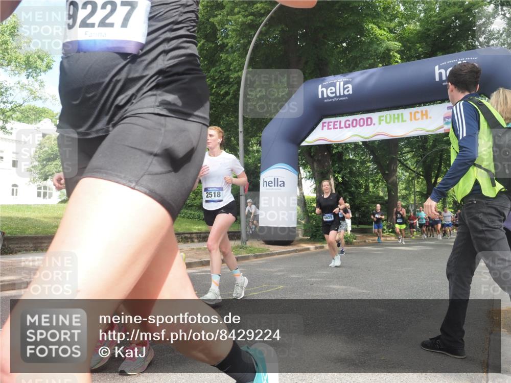 29.06.2025 - hella hamburg halbmarathon KatJ http://msf.ph/oto/8429224 29.06.2025 10:41:08 Zwischen KM18-KM19 1482, 1870, 2346, 2518, 3059, 3096, 3819, 5259, 5866, 6294, 6629, 8487 meine-sportfotos.de
