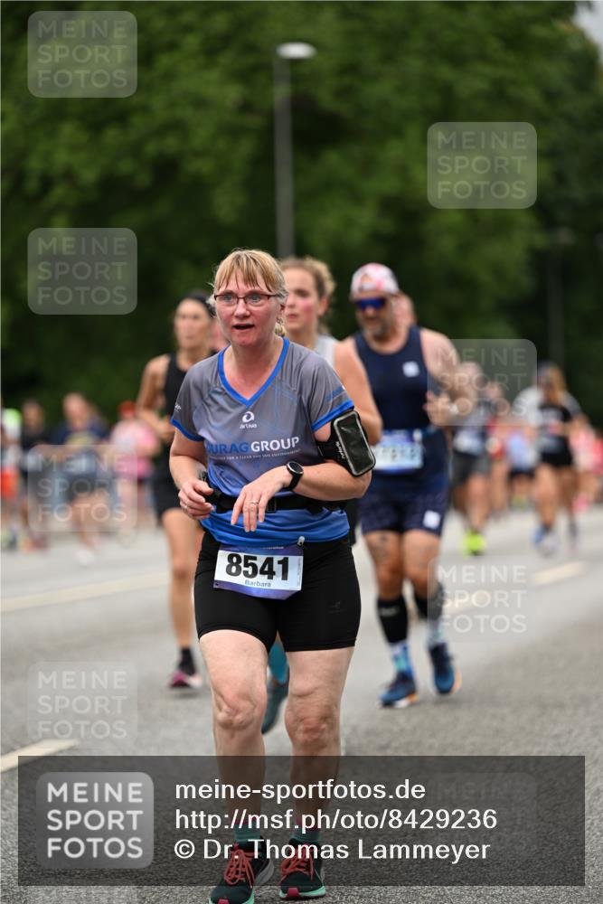 29.06.2025 - hella hamburg halbmarathon Dr. Thomas Lammeyer http://msf.ph/oto/8429236 29.06.2025 10:51:32 Kennedybrücke 1371, 1375, 1555, 1593, 1608, 1837, 1961, 2162, 2327, 2537, 2556, 2981, 3277, 3339, 3406, 3407, 3823, 4325, 4342, 5697, 5895, 6485, 6740, 6995, 7430, 7431, 7827, 7960, 8131, 8541, 8967, 9092, 9557, 9743, 10511, 10514, 10515, 10591, 11160, 11378 meine-sportfotos.de