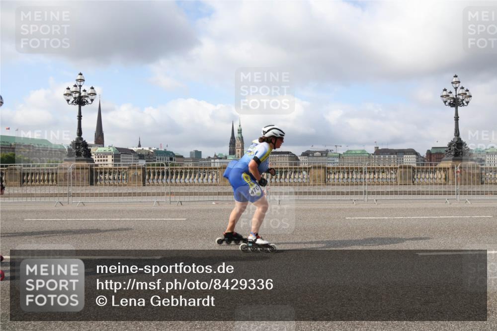 29.06.2025 - hella hamburg halbmarathon Lena Gebhardt http://msf.ph/oto/8429336 29.06.2025 08:59:43 Lombardsbrücke 470 meine-sportfotos.de