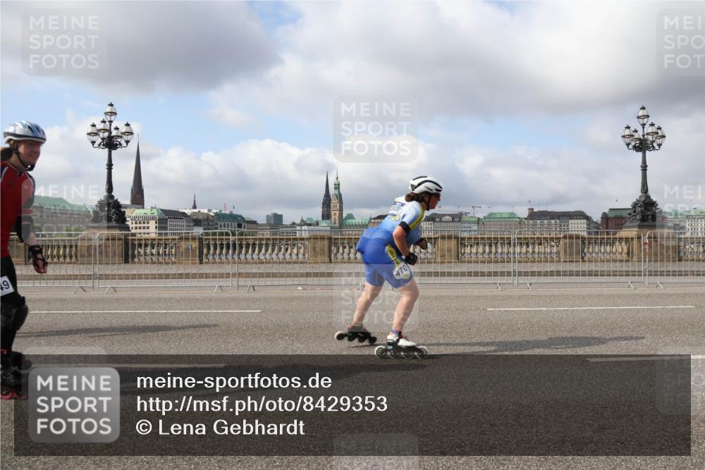 29.06.2025 - hella hamburg halbmarathon Lena Gebhardt http://msf.ph/oto/8429353 29.06.2025 08:59:43 Lombardsbrücke 470 meine-sportfotos.de