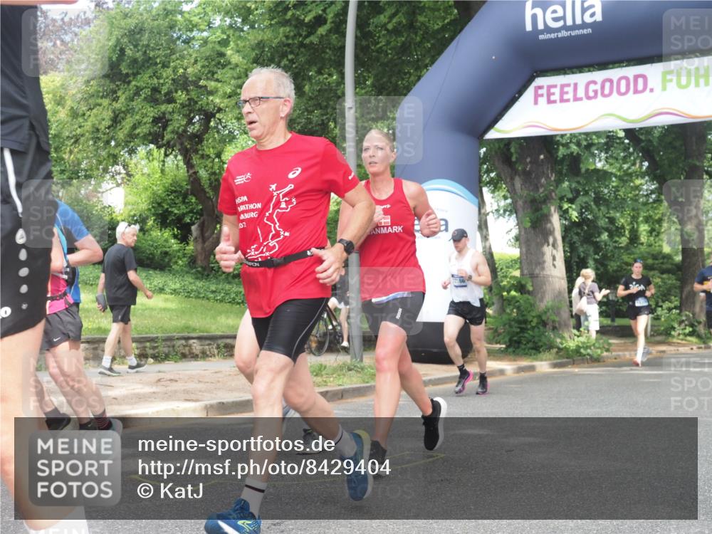 29.06.2025 - hella hamburg halbmarathon KatJ http://msf.ph/oto/8429404 29.06.2025 10:41:18 Zwischen KM18-KM19 1422, 1442, 2630, 4587, 6374, 6938, 8698 meine-sportfotos.de