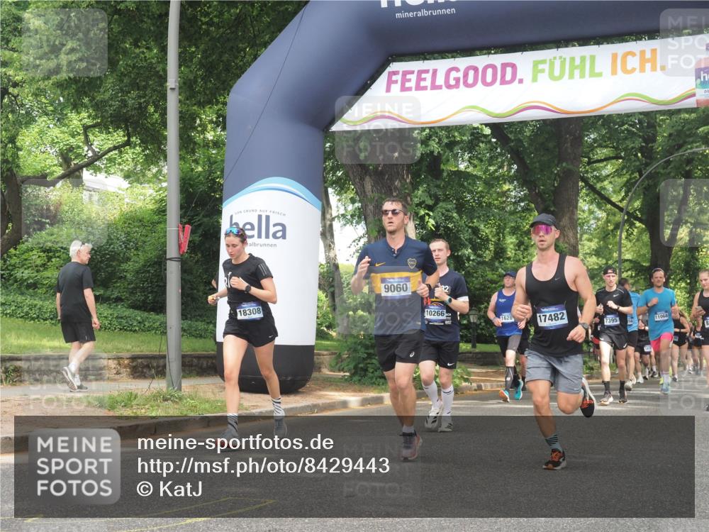 29.06.2025 - hella hamburg halbmarathon KatJ http://msf.ph/oto/8429443 29.06.2025 10:41:21 Zwischen KM18-KM19 2630, 4587, 6938, 7395, 8316, 8698 meine-sportfotos.de