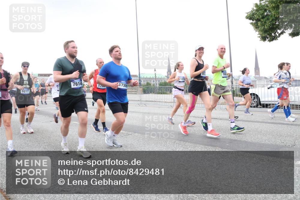 29.06.2025 - hella hamburg halbmarathon Lena Gebhardt http://msf.ph/oto/8429481 29.06.2025 10:54:03 Lombardsbrücke 1017, 7614, 174, 17309, 1472, 957, 1681, 1017, 1263, 1687, 1744, 1753, 1762, 1779, 1789, 1822, 2079, 2372, 2600, 2761, 2854, 3055, 3079, 3187, 3188, 3249, 3364, 3465, 3467, 3557, 4323, 4685, 4801, 4838, 5157, 5309, 5430, 5514, 5804, 5817, 5856, 5857, 5898, 5964, 6039, 6192, 6273, 6306, 6468, 6583, 6913, 6987, 6988, 6996, 7039, 7498, 7537, 7614, 7670, 7874, 7890, 7946, 8867, 8924, 9138, 9203, 9503, 9531, 9572, 9771, 10207, 11354, 11390, 11785 meine-sportfotos.de